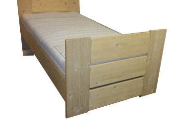 Houten Bed - Stephanie E+D