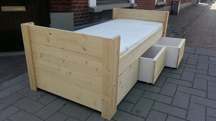 Houten Kajuitbed met 3 laden - Petra